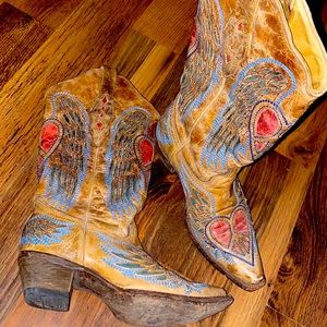 Corral boots